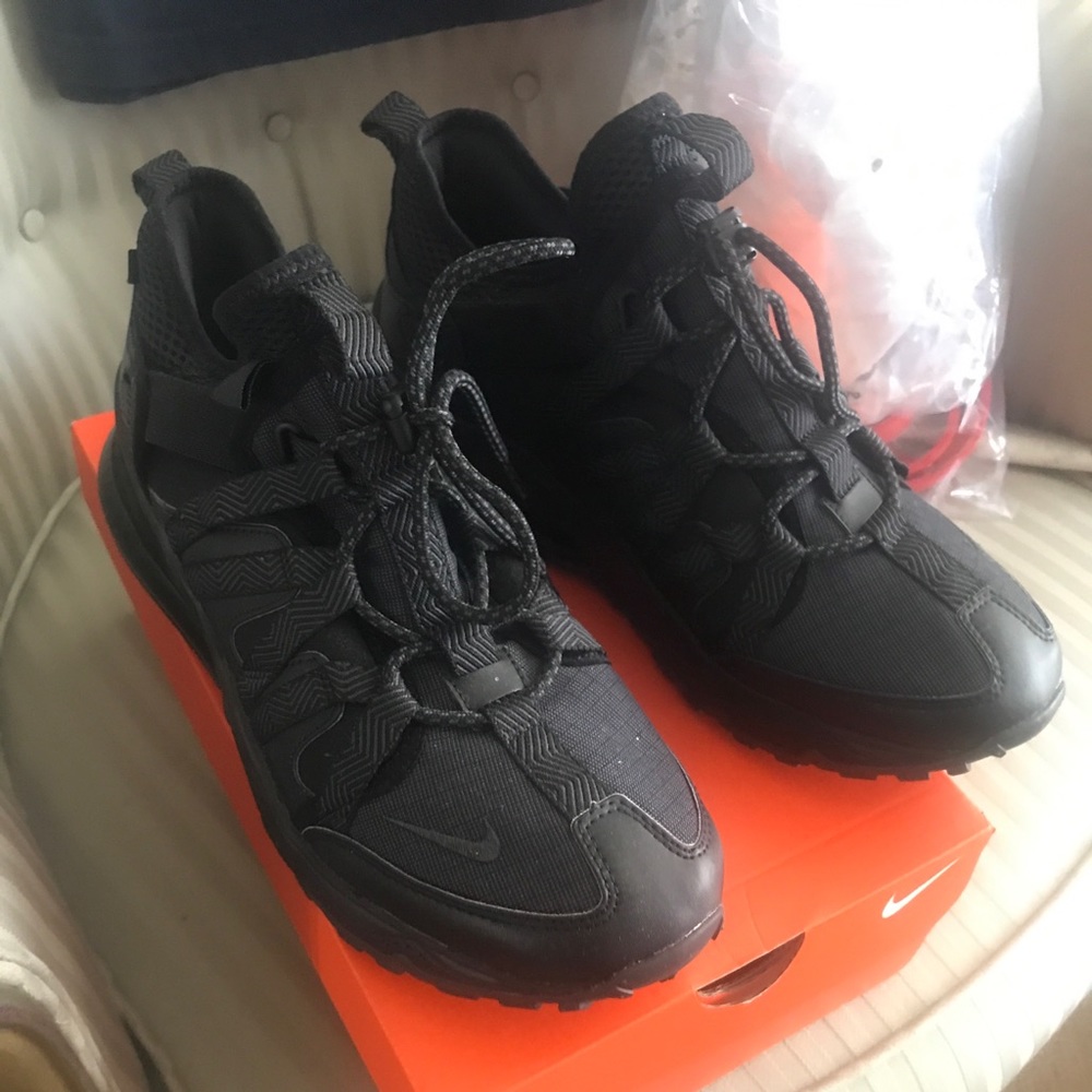 Nike Air Max 270 Bowfin Mens